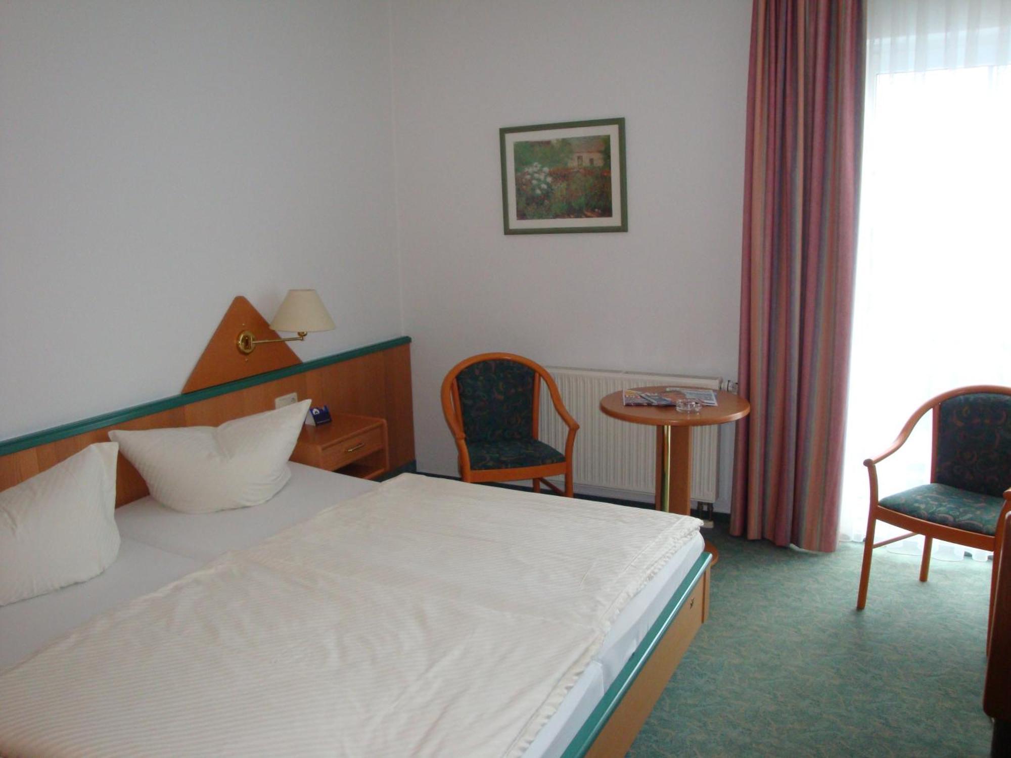Hotel Friesen Werdau Екстериор снимка