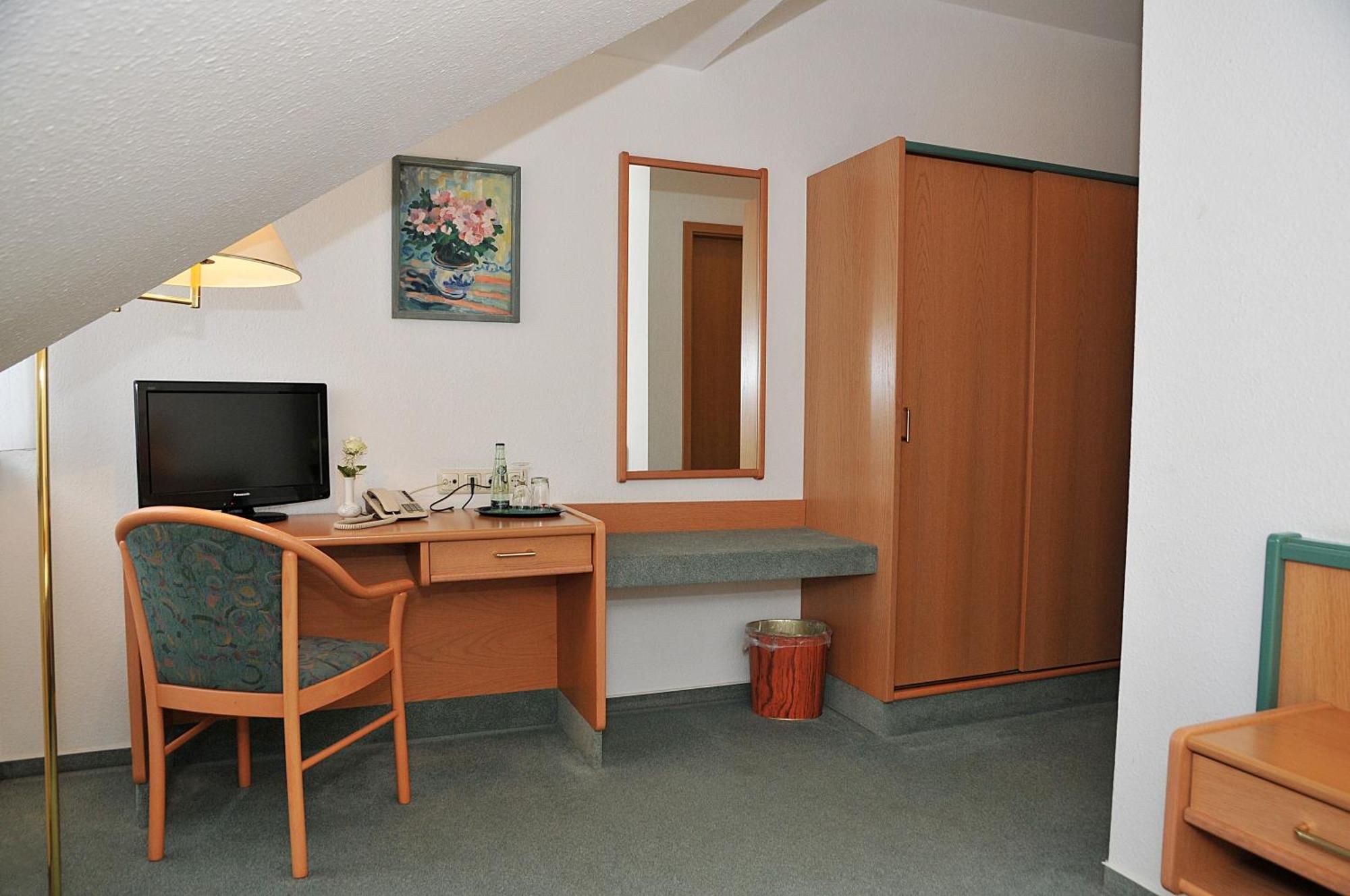 Hotel Friesen Werdau Стая снимка