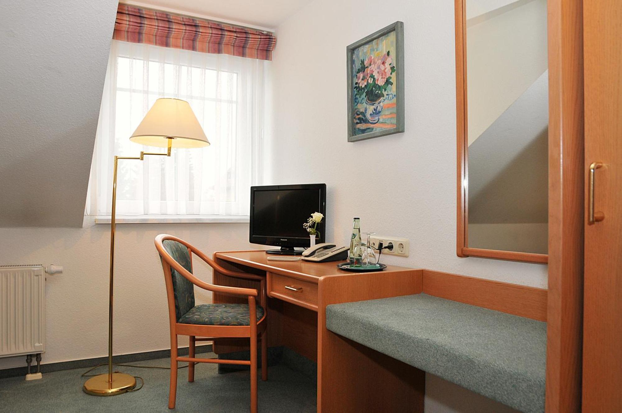 Hotel Friesen Werdau Екстериор снимка