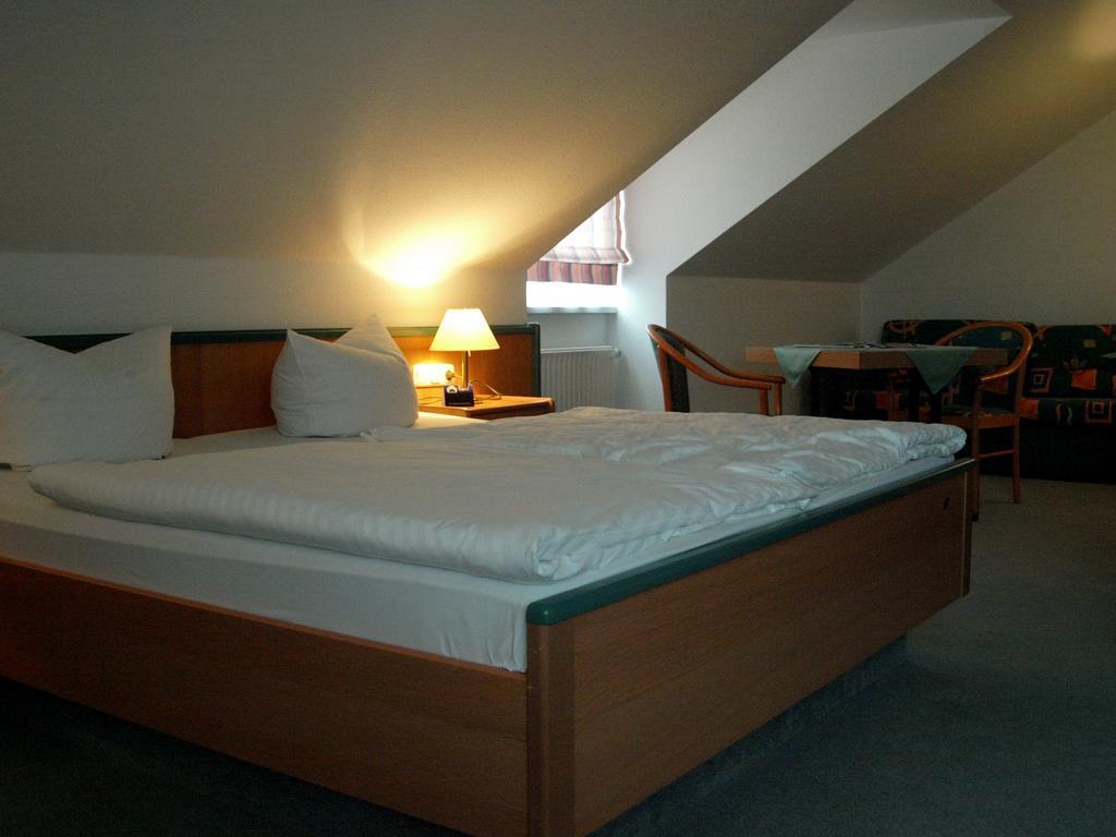Hotel Friesen Werdau Екстериор снимка
