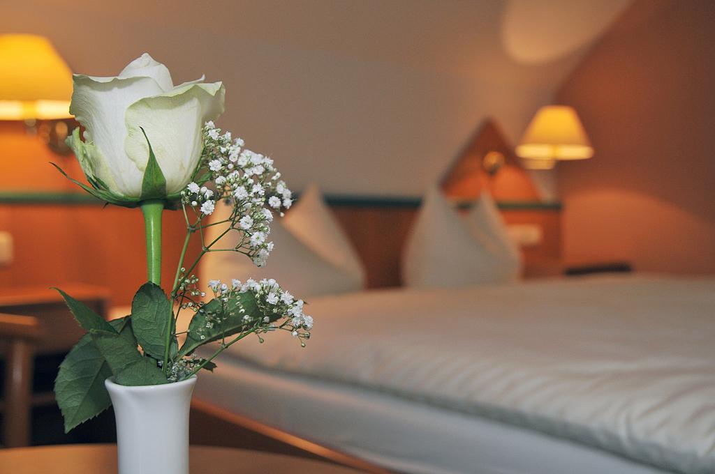 Hotel Friesen Werdau Екстериор снимка
