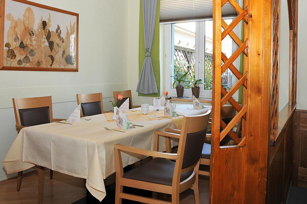 Hotel Friesen Werdau Екстериор снимка